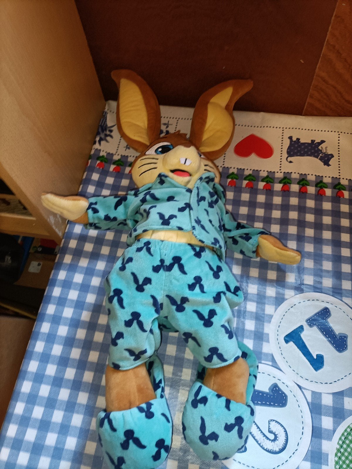 Koos Konijn knuffel in pyjama en pantoffels 53 cm, Ophalen of Verzenden, Zo goed als nieuw, Konijn