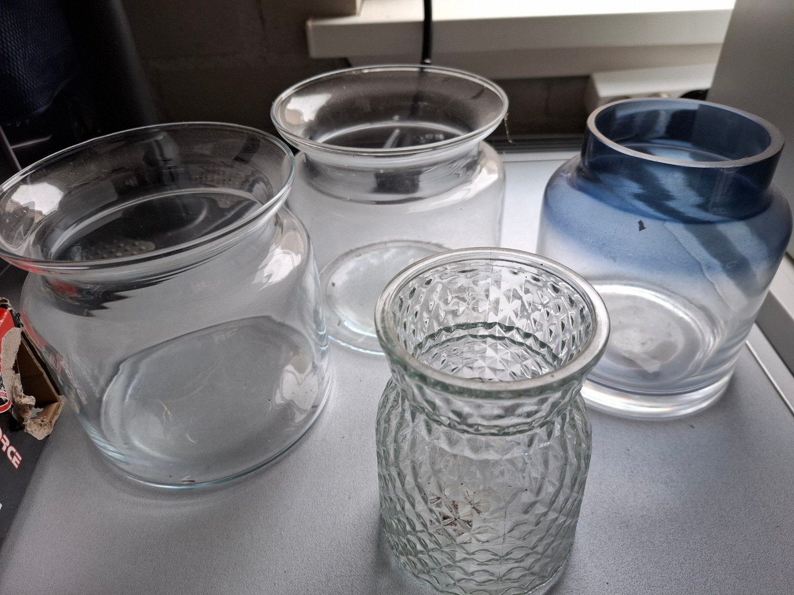 4 vazen glas gratis afhalen, Huis en Inrichting, Keuken | Potten en Pannen, Ophalen