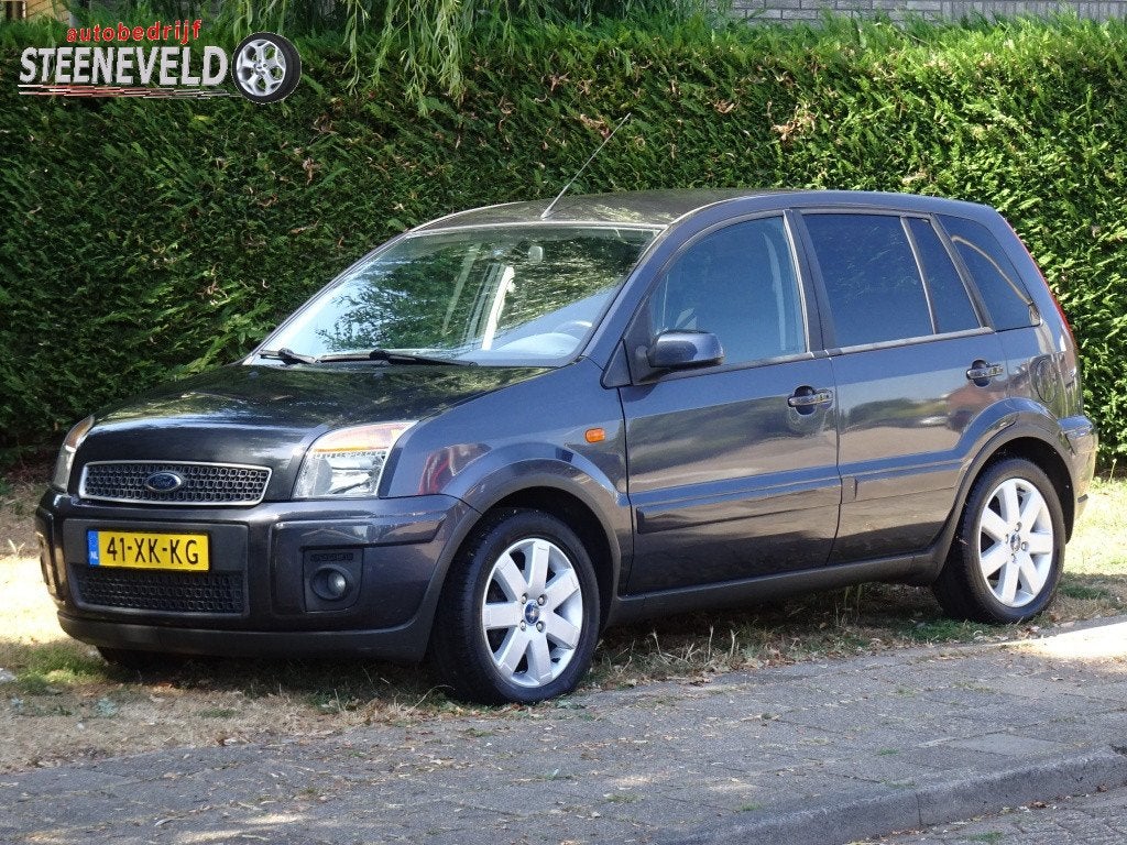 Ford Fusion 1.4 16V Futura+ met Airco en Trekhaak (bj 2007), Auto's, Ford, Keurmerk '100% Onderhouden', Dealer onderhouden, Gebruikt
