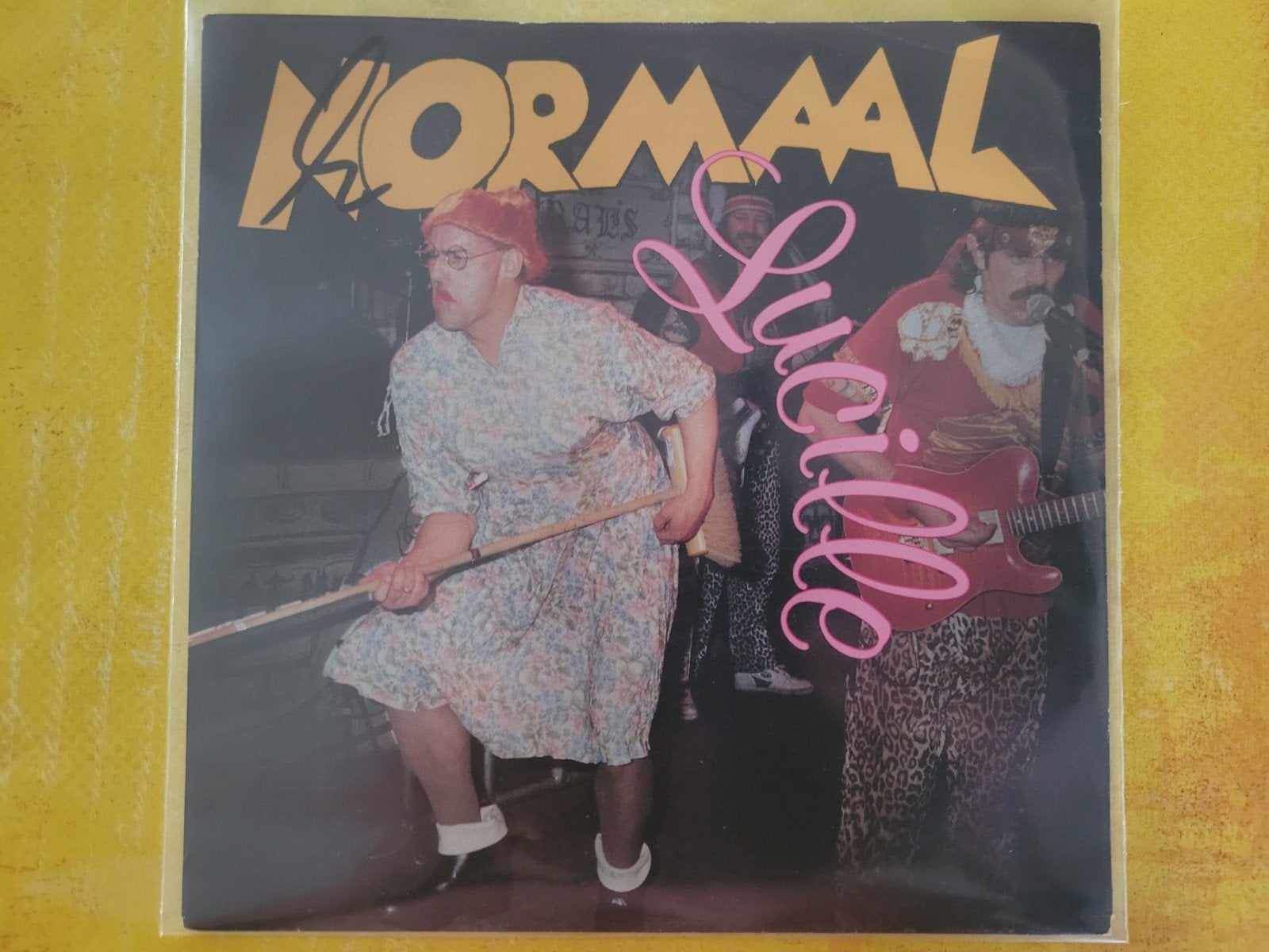 Normaal - Lucille - Oermens, Ophalen, Zo goed als nieuw, Overige formaten, Levenslied of Smartlap