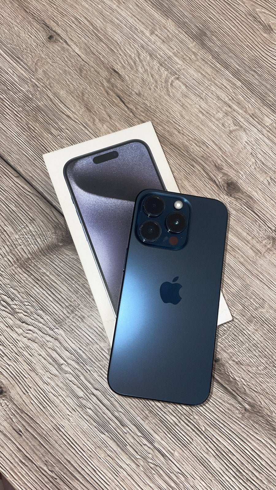 Apple iPhone 15 Pro Blue Titanium, Telecommunicatie, Mobiele telefoons | Apple iPhone, 256 GB, Paars, Ophalen of Verzenden, Zo goed als nieuw