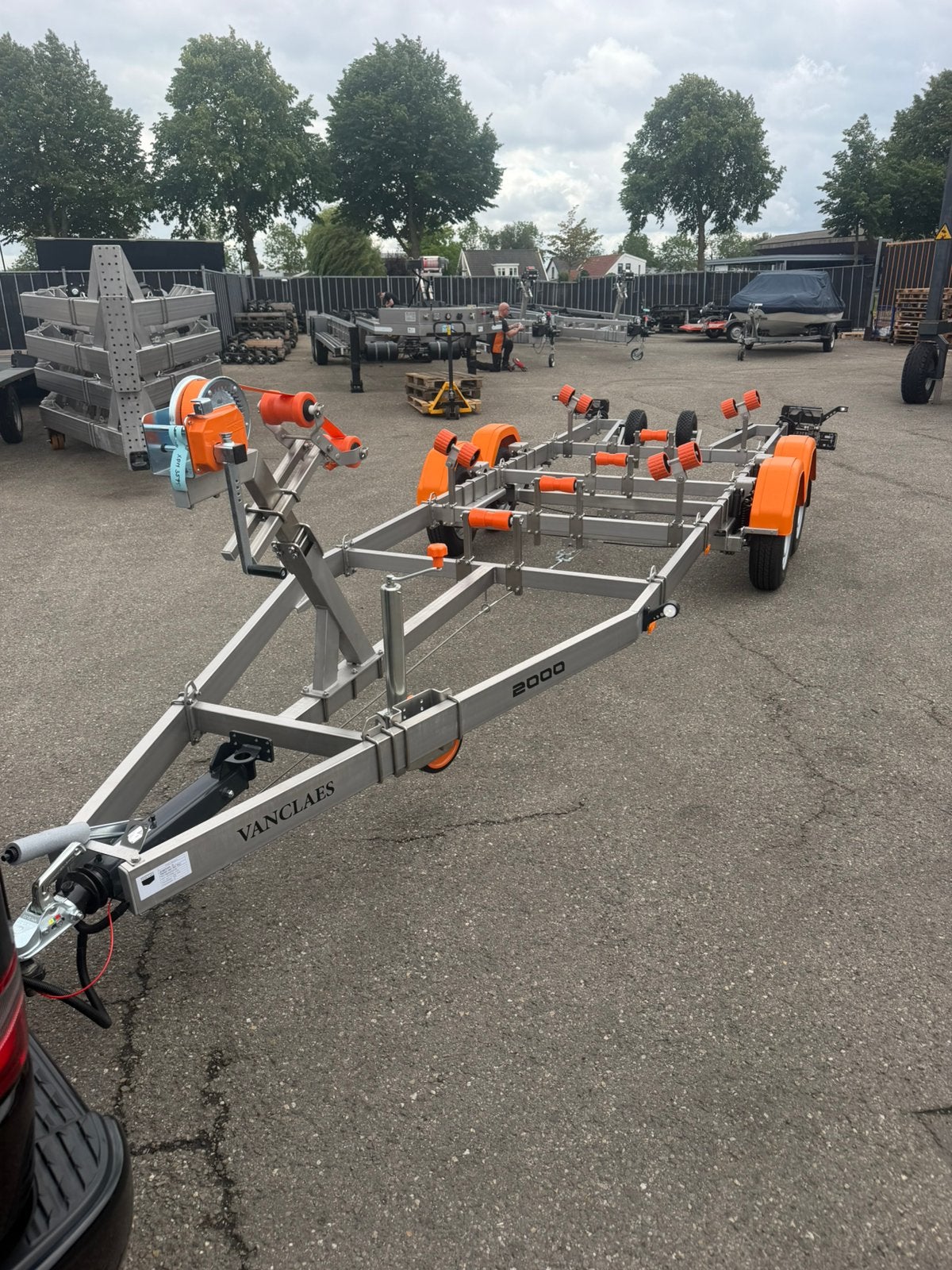 VanClaes V-liner dubbel Asser 2000 kilo RVS, LED,VERING, Watersport en Boten, Boottrailers, Ophalen, Nieuw, Minder dan 6 meter