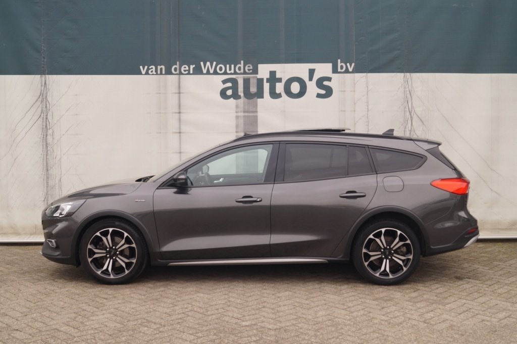 Ford Focus Wagon 1.5 EcoBlue 120pk Active X Business -PANO-E, Dealer onderhouden, Stof, Gebruikt, 4 cilinders