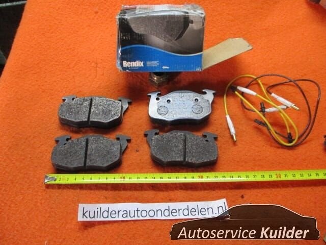 Remblokken voorzijde Citroen AX C15 ZX Peugeot 306 Bendix BP, Citroën, -, -, Nieuw