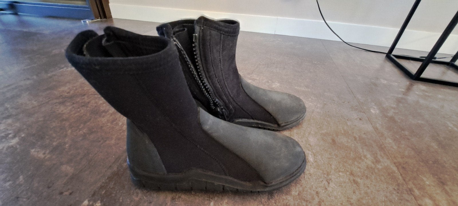 Neopreen Zeil- of Surfschoenen met rits, Watersport en Boten, Ophalen, Gebruikt, Dame of Heer, Zeil- of Surfschoenen
