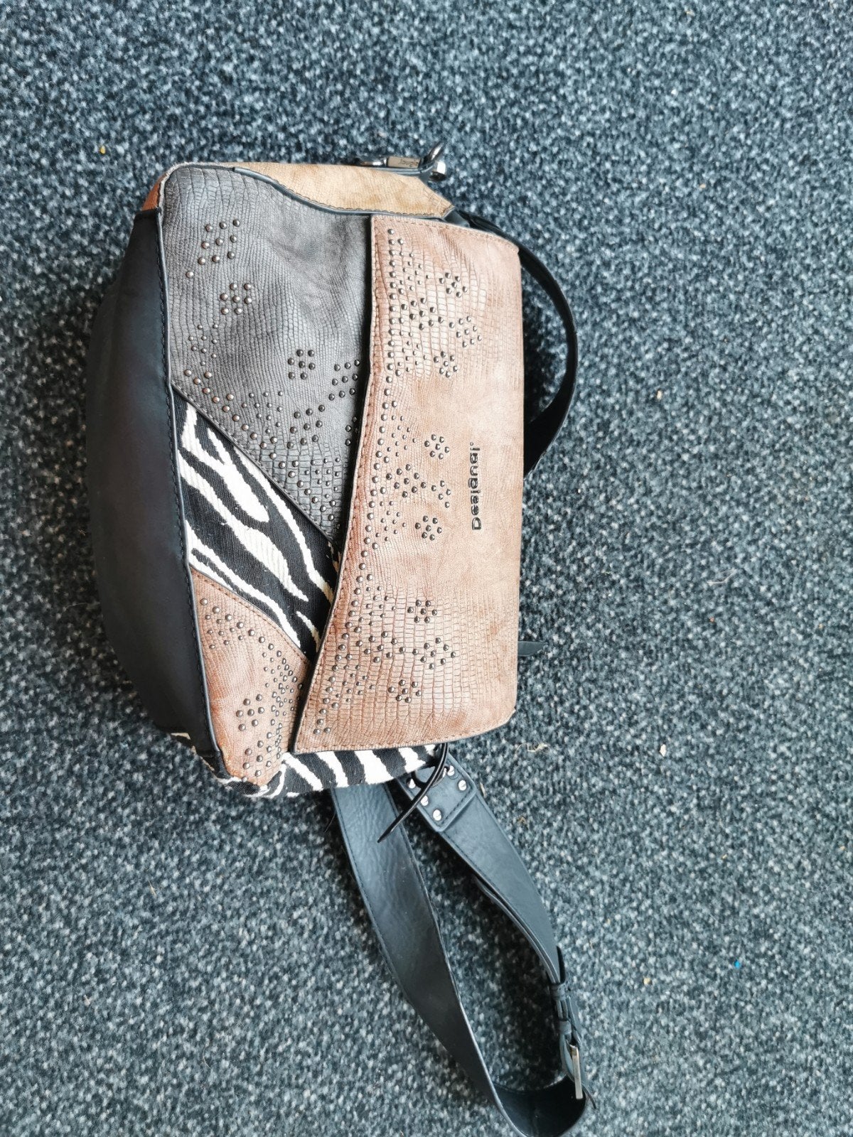 Desigual tas, GRATIS, Ophalen, Gebruikt, Bruin, Overige merken