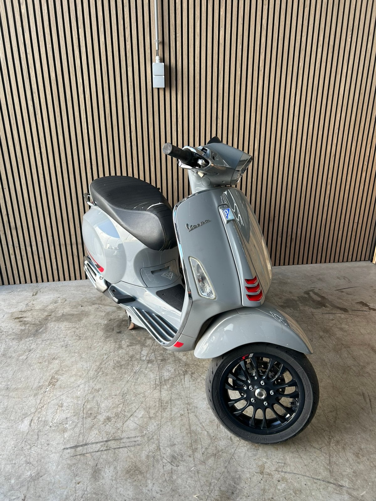 Vespa sprint iget | 2019 | Snor | Lichte opknapper, Fietsen en Brommers, Scooters | Vespa, Gebruikt, Overige modellen, Ophalen of Verzenden