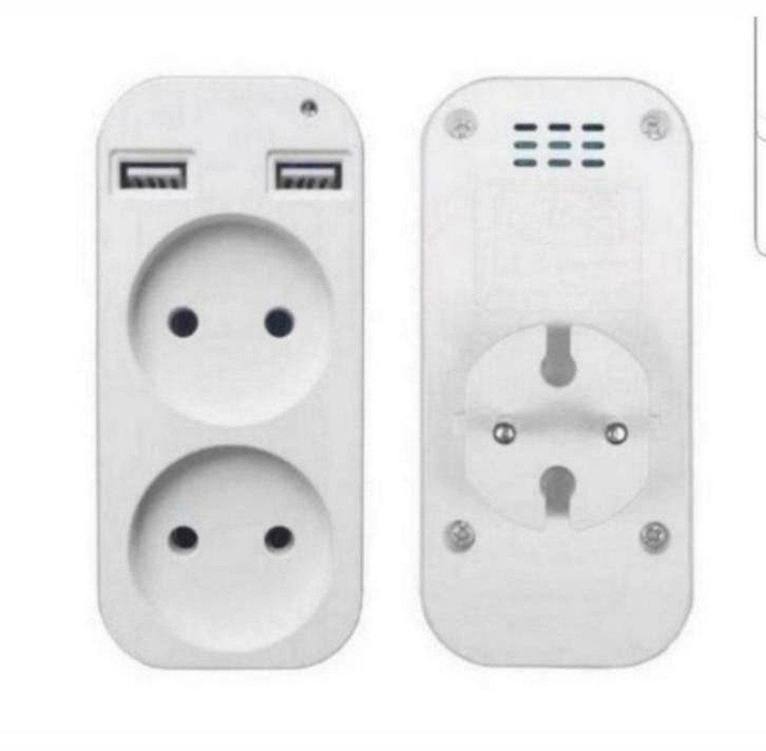 Deze dubbele USB lader met stopcontact €12,00

Deze dubbele, Ophalen of Verzenden, Nieuw
