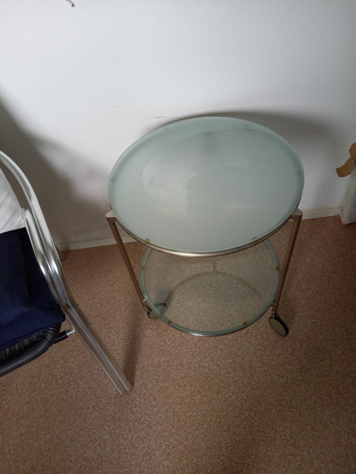 Leuke ronde bijzettafel met 2 glasplaten, Ophalen, Minder dan 55 cm, Rond, 60 cm of meer