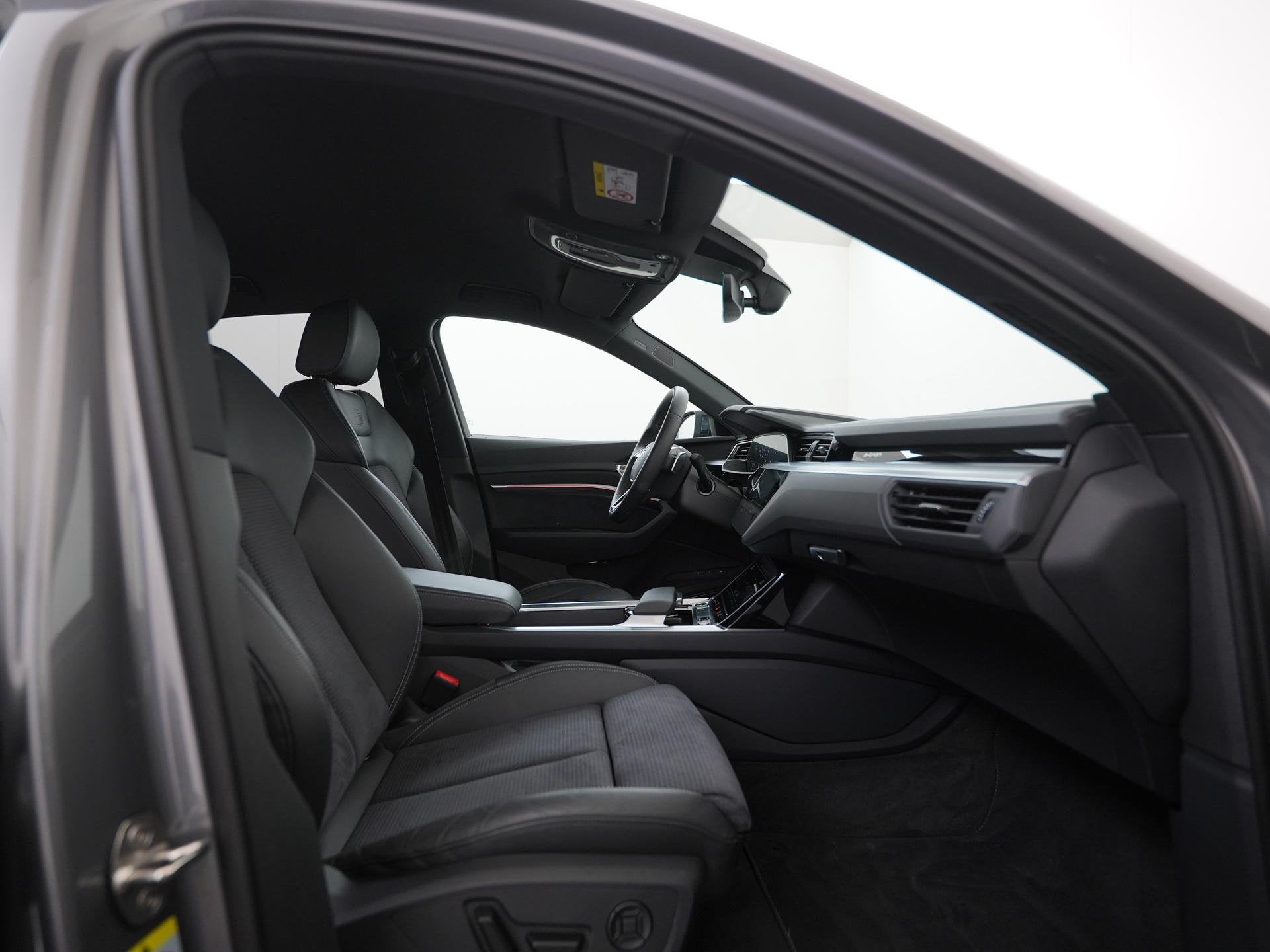 Audi e-tron Sportback 55 quattro S-Line Int. 95 kWh | SOH 94, Auto's, Automaat, Stof, 95 kWh, 408 pk