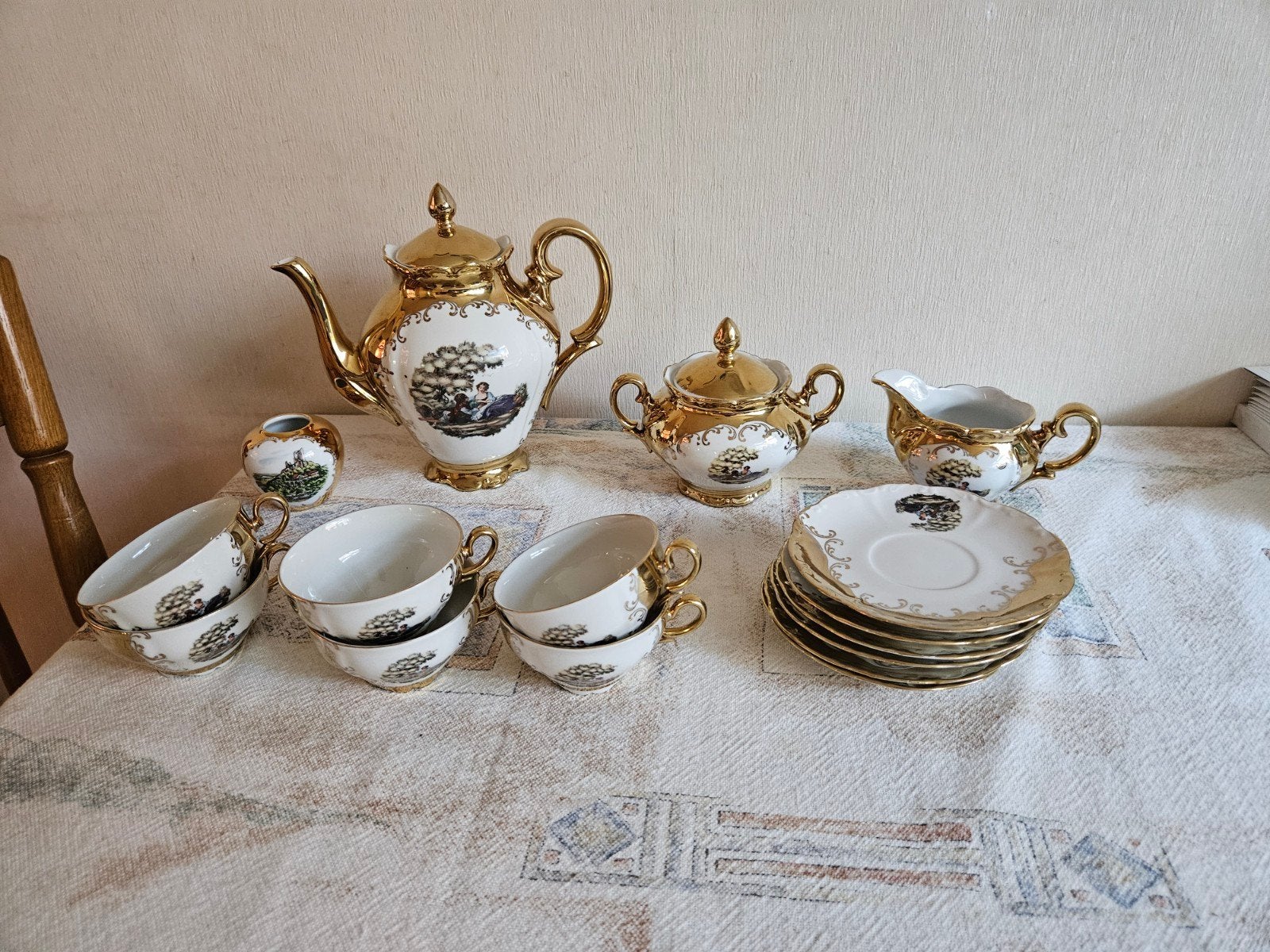 Exclusief Italiaans theeservies met gouden afwerking, Ophalen of Verzenden