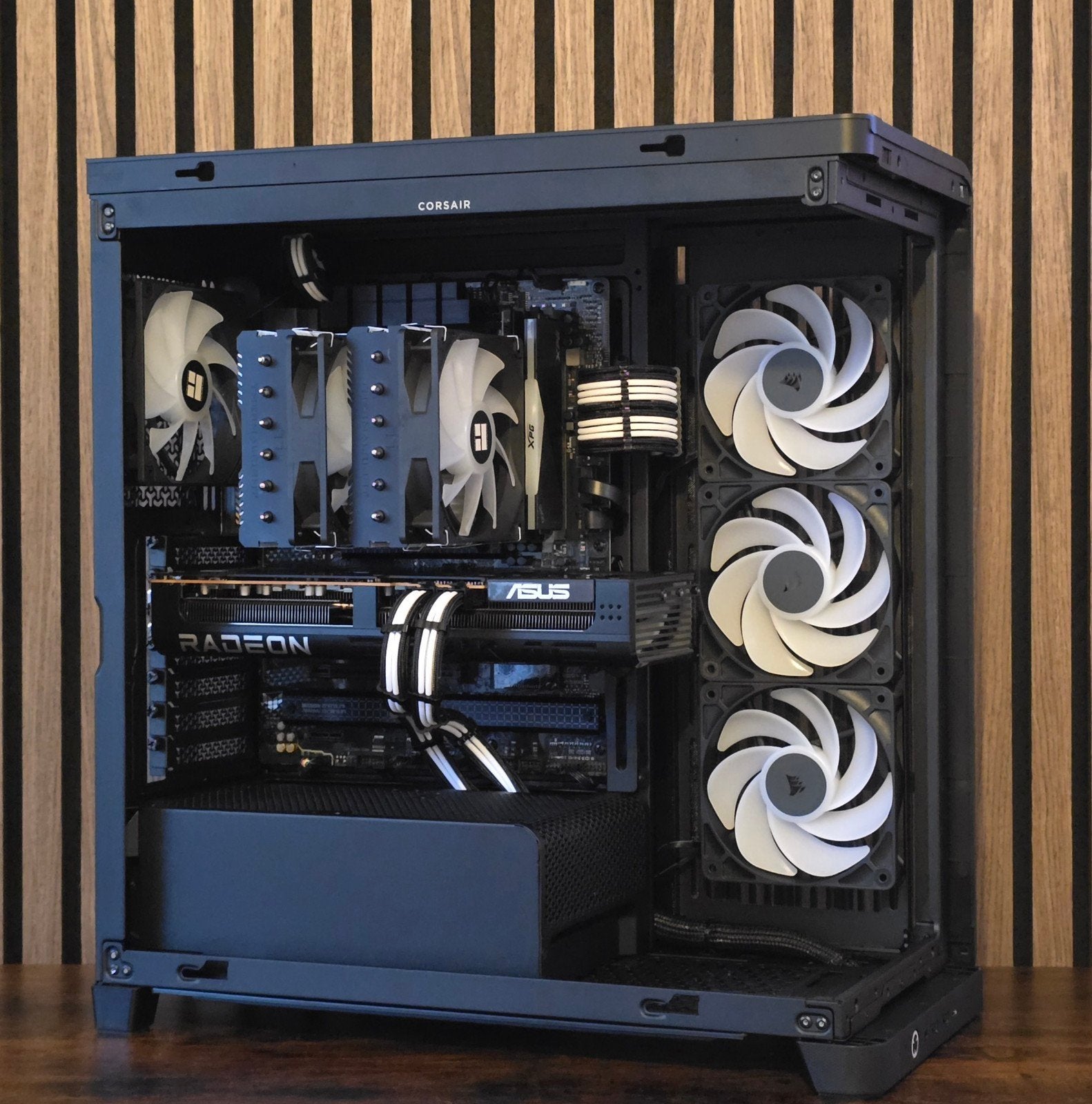 Foto 3 van Gaming PC – Ryzen 9 7900x  / RX 9070 16 GB / 32GB DDR5