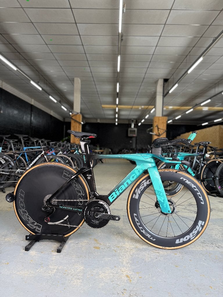 Bianchi Aquila RC Disc Di2 Carbon TT
