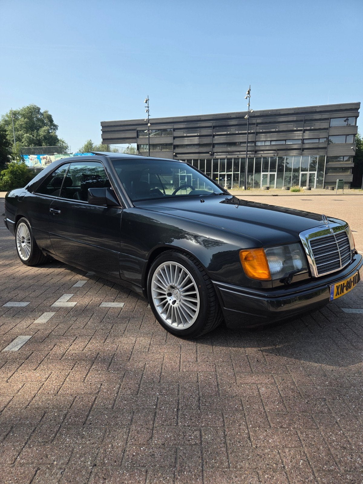 Mercedes-Benz 200-Serie 3.0 300 CE AUT 1989 Zwart
