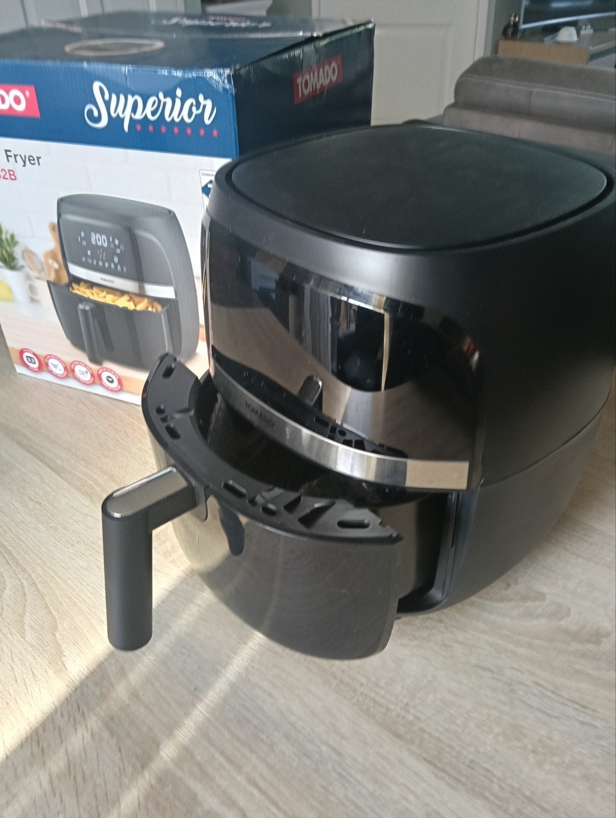 Tomado airfryer, bijna nieuw, Ophalen, Nieuw, Airfryer