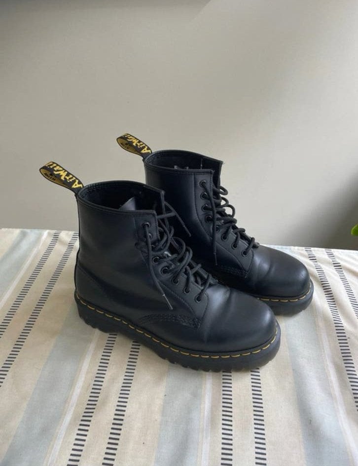 Dr Martens boots 1460 zwart mt42, Ophalen of Verzenden, Zo goed als nieuw, Zwart