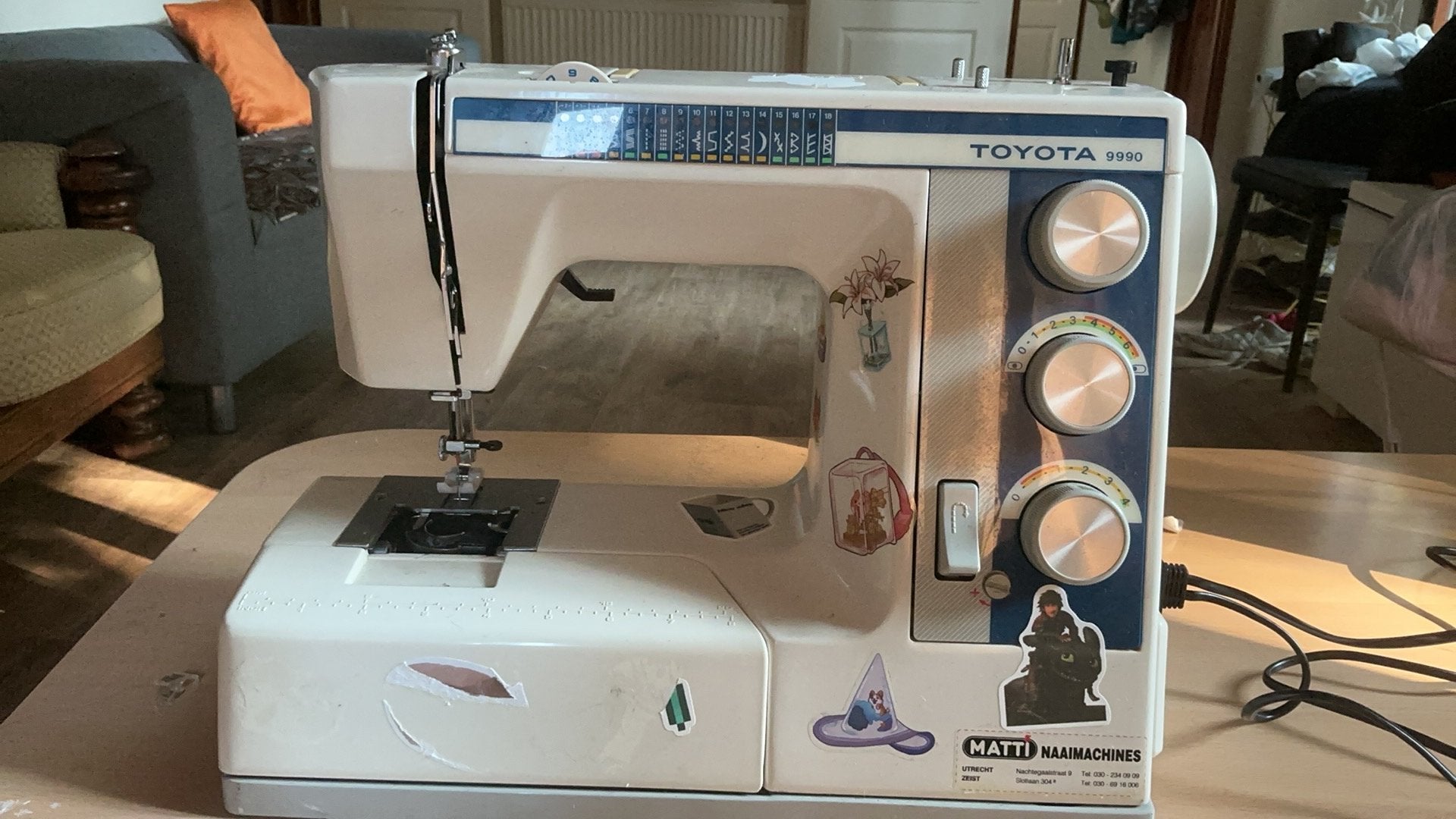Naaimachine toyota9990, Ophalen, Zo goed als nieuw, Naaimachine, Overige merken