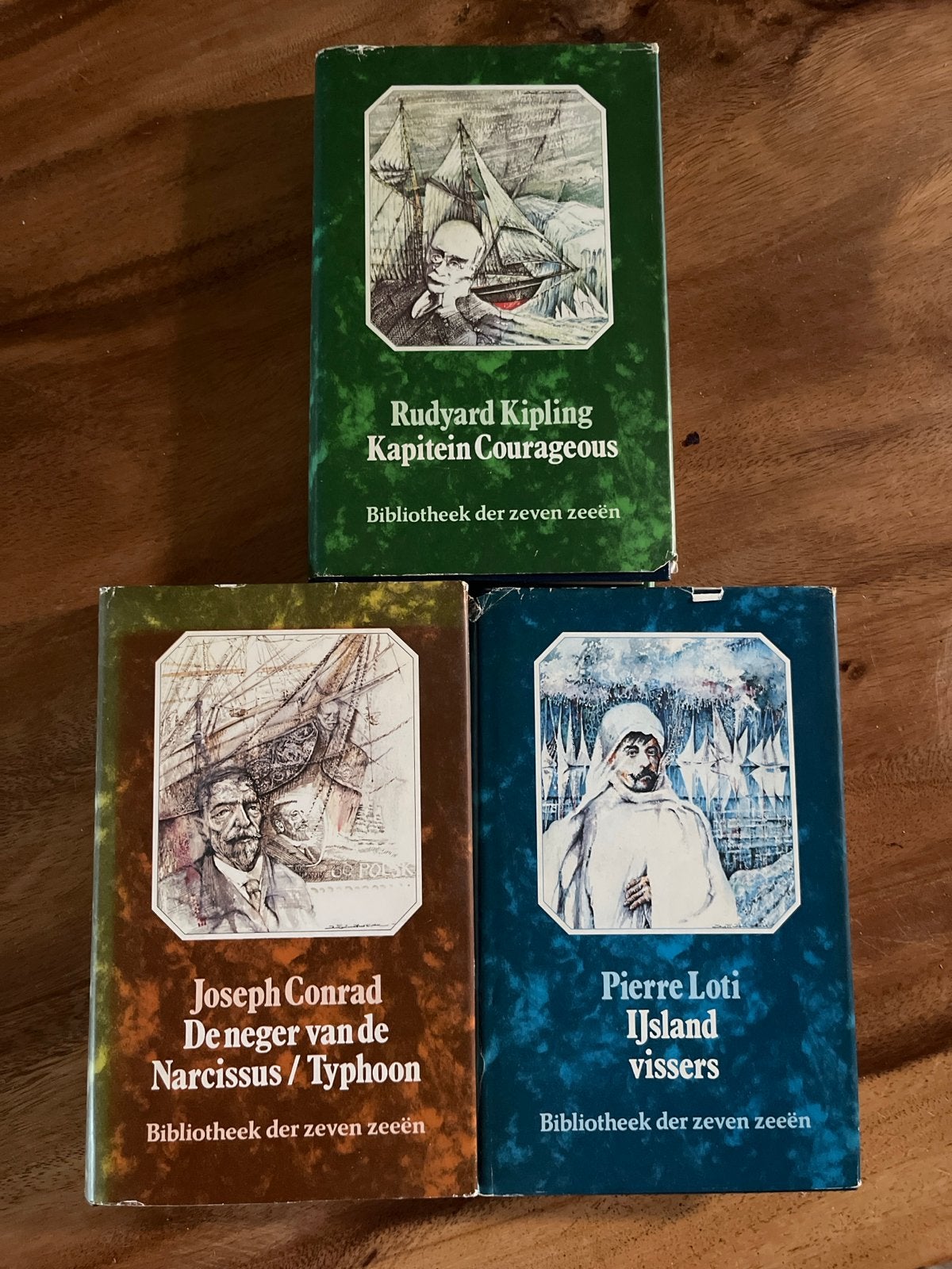 3 boeken Bibliotheek der zeven zeeën: Kipling, Conrad, Loti, Ophalen, Gelezen