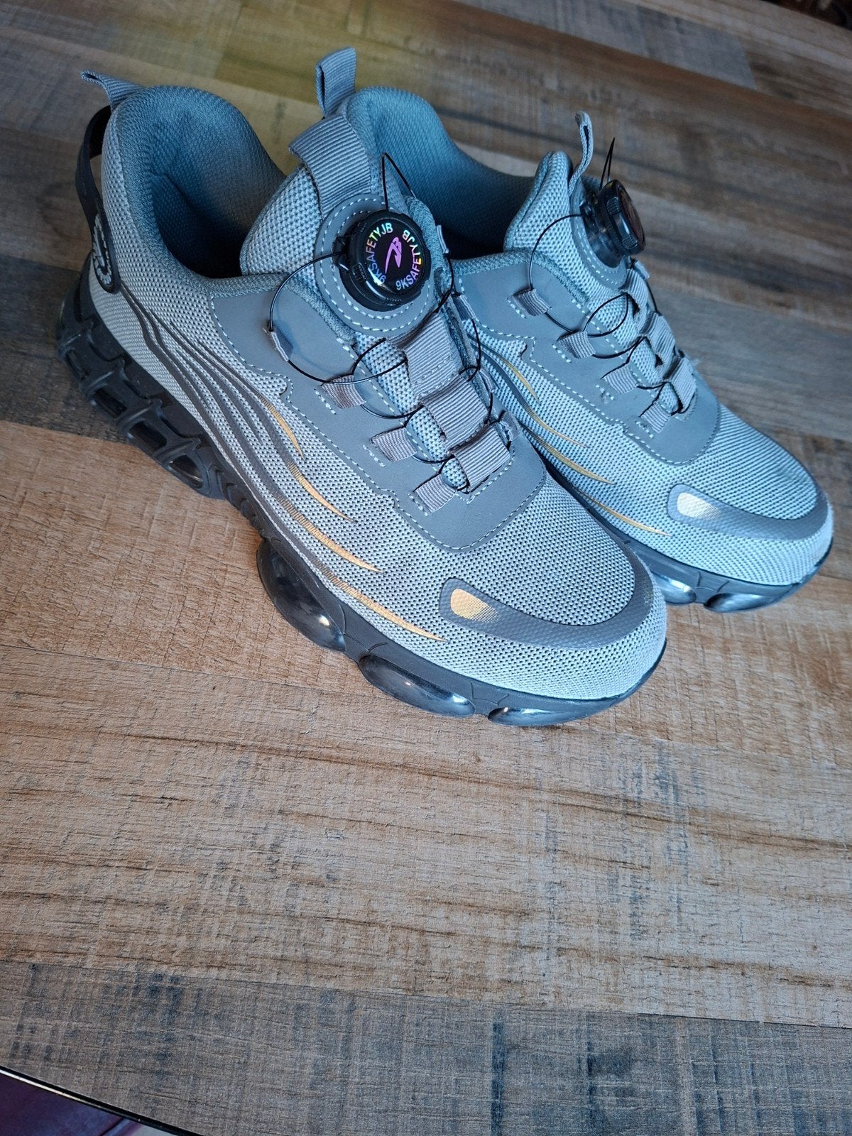 werkschoenen Grijze sneakers met draaisluiting - Maat 42, Overige kleuren, Onbekend, Ophalen of Verzenden, Sneakers of Gympen