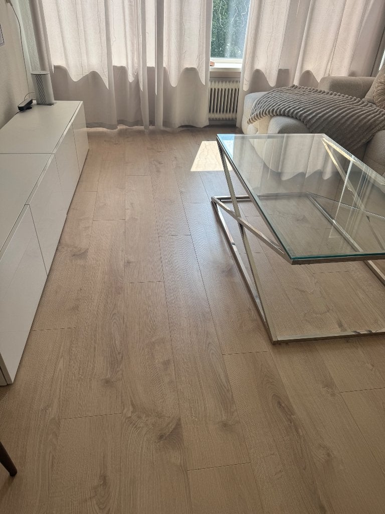 Laminaat vloer +ondervloer+plakplinten, Ophalen, Zo goed als nieuw, 10 m² of meer, 10 tot 30 cm
