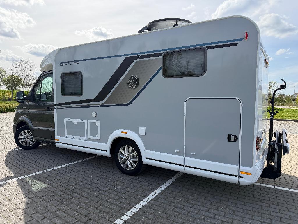 Caravans And Camping Knaus