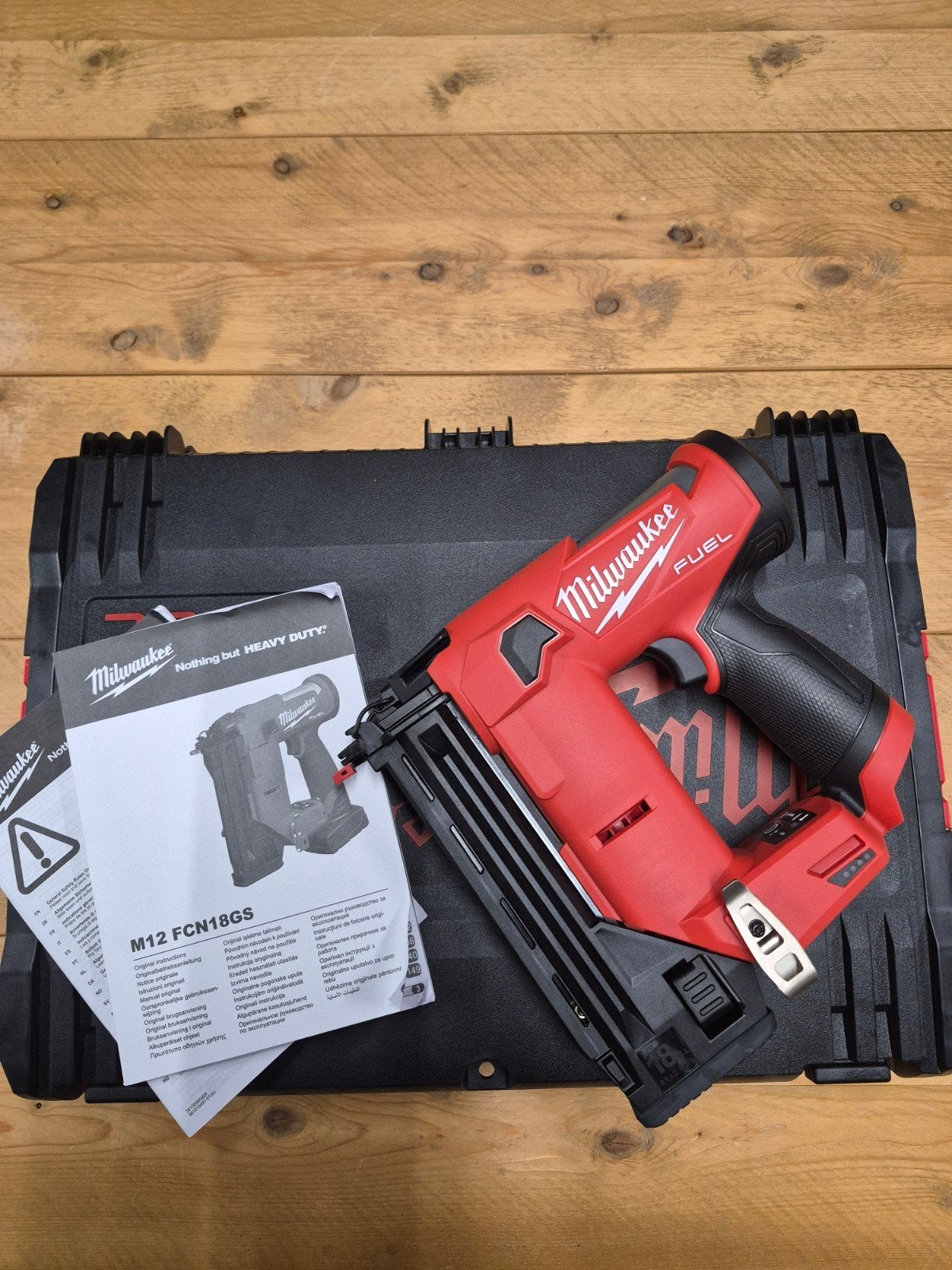 Milwaukee M12 tacker FCN18GS nieuw!, Decoupeerzaag, Nieuw, Ophalen of Verzenden, 30 tot 70 mm