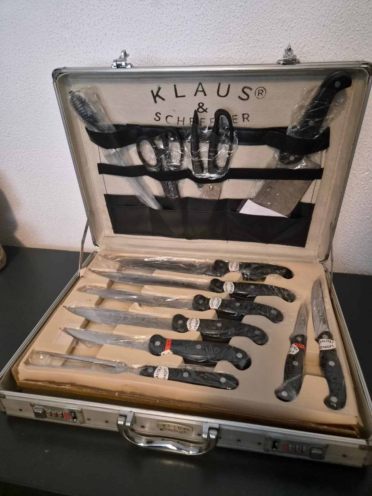 Klaus & Scheffler 24-delig steakset nieuw in koffer, Overige materialen, Bestekset, Nieuw, Ophalen of Verzenden