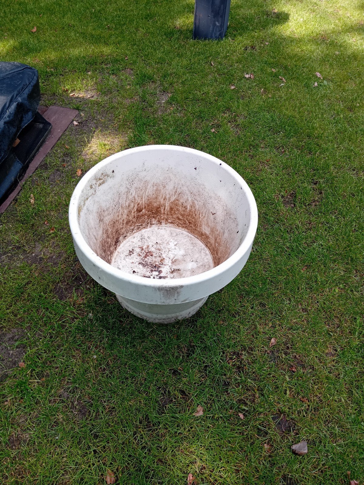 Grote witte bloempot voor buiten, Tuin en Terras, Ophalen, Overige materialen, Gebruikt, 40 cm of meer