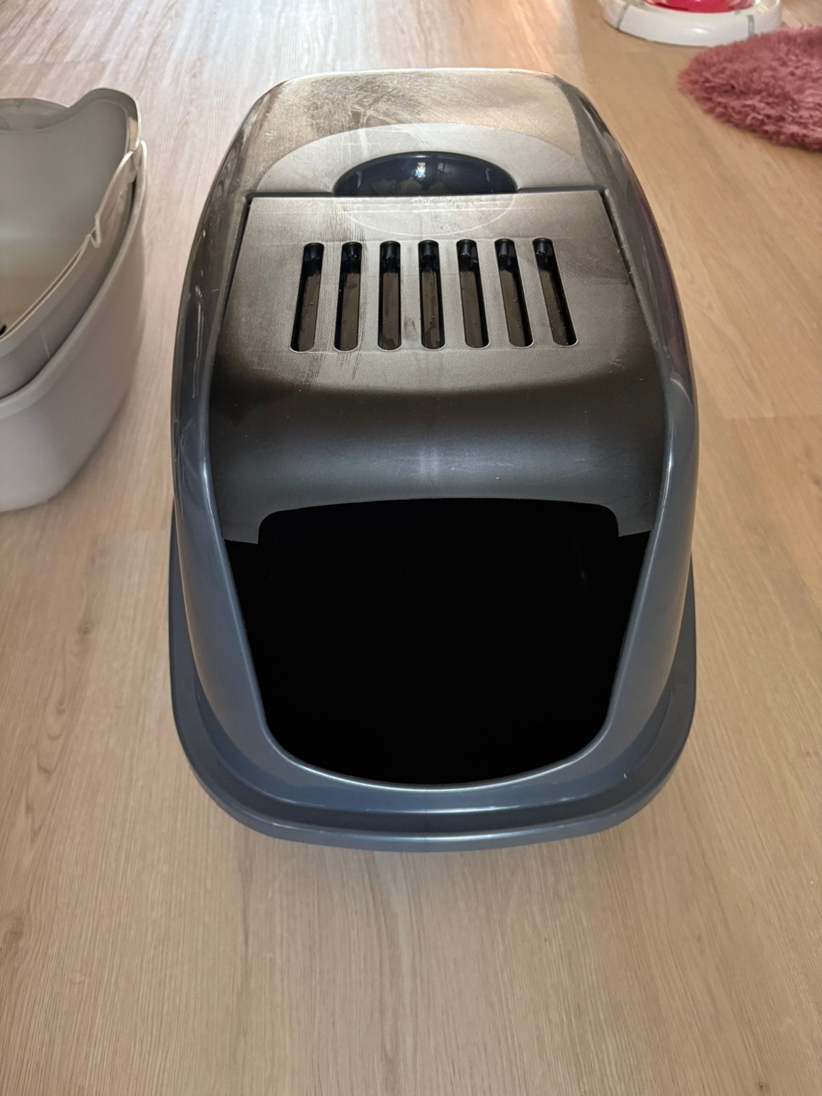 Gesloten kattenbak kattentoilet antraciet grijs met kap, Ophalen of Verzenden, Zo goed als nieuw