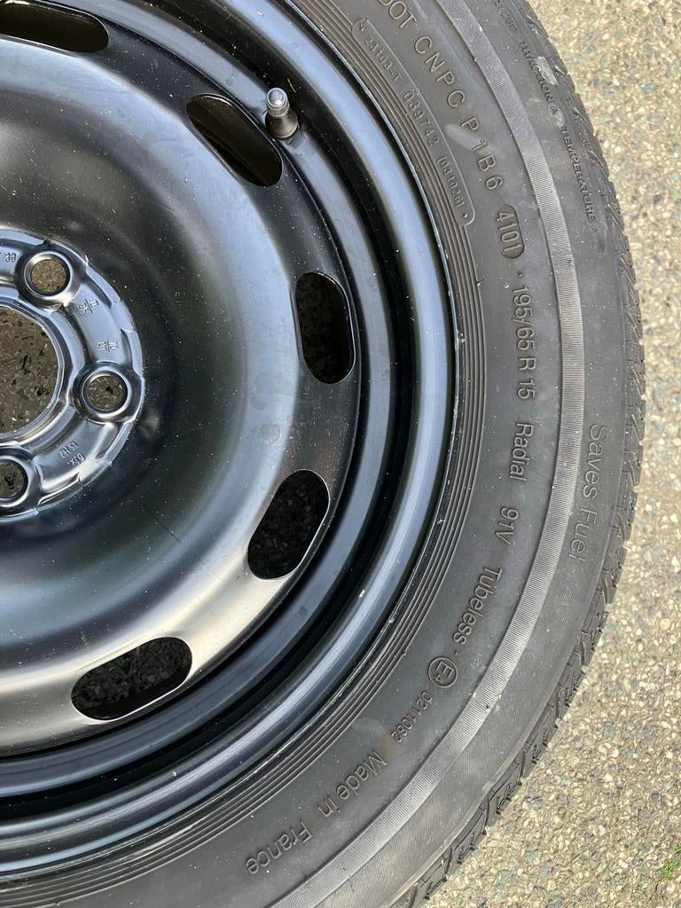 Continental ContiContact CP 195/65 R15 Zomerband op velg, Ophalen of Verzenden, Zo goed als nieuw