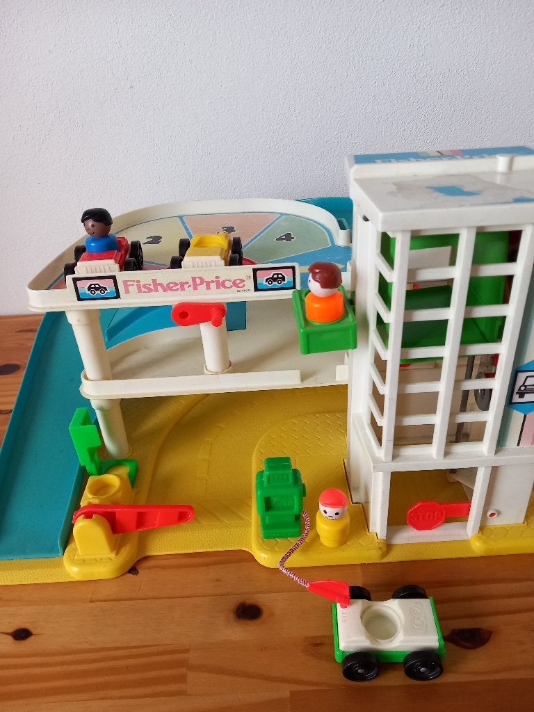 Fischer price garage, Kinderen en Baby's, Ophalen, Gebruikt, Speelset