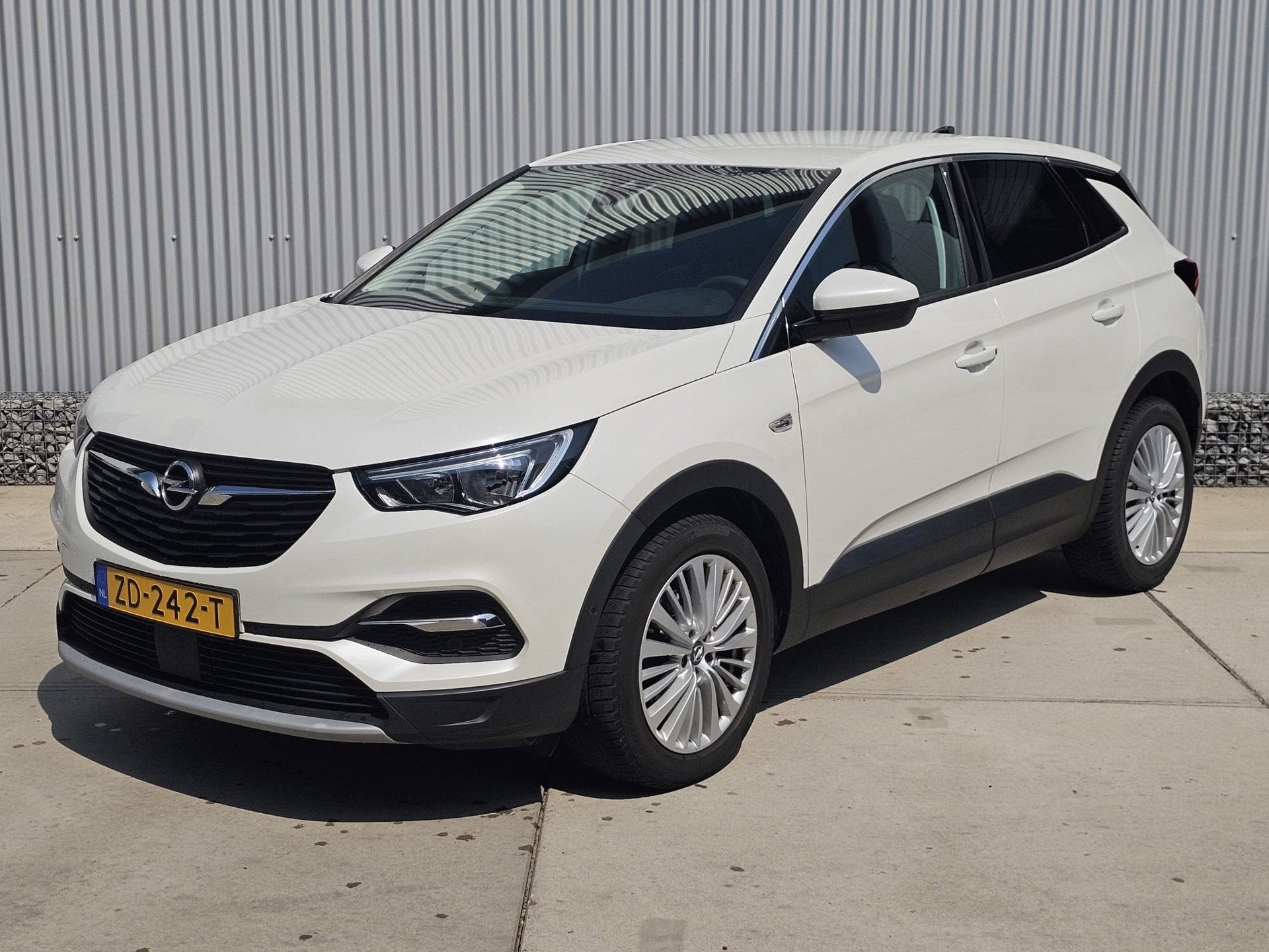 Opel Grandland X 1.2 Turbo Business Executive automaat, Navi, Gebruikt, Euro 6, 1199 cc, Leder en Stof