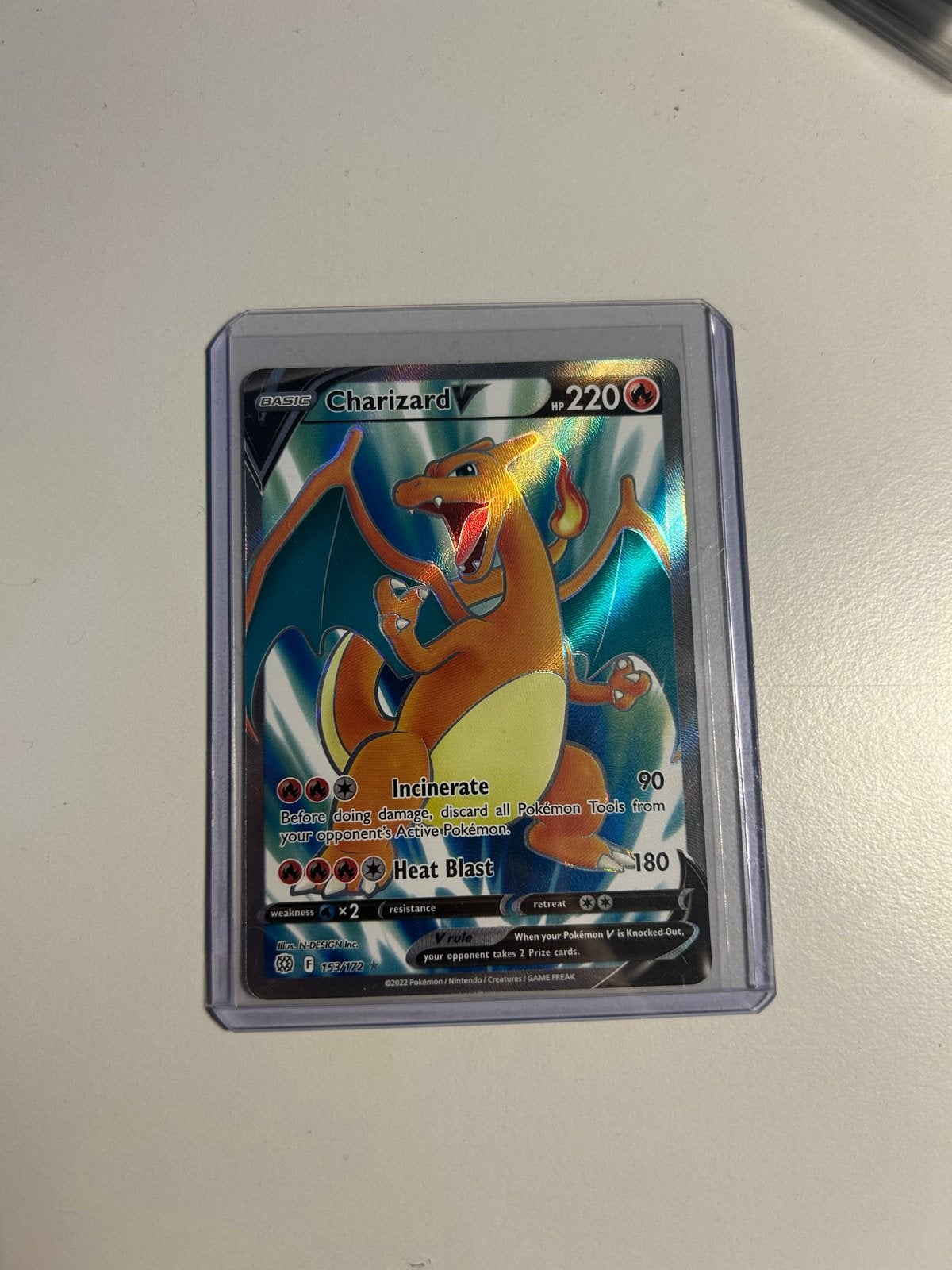 Charizard V Pokémon Kaart (2022) brilliant stars, Ophalen of Verzenden, Zo goed als nieuw, Losse kaart