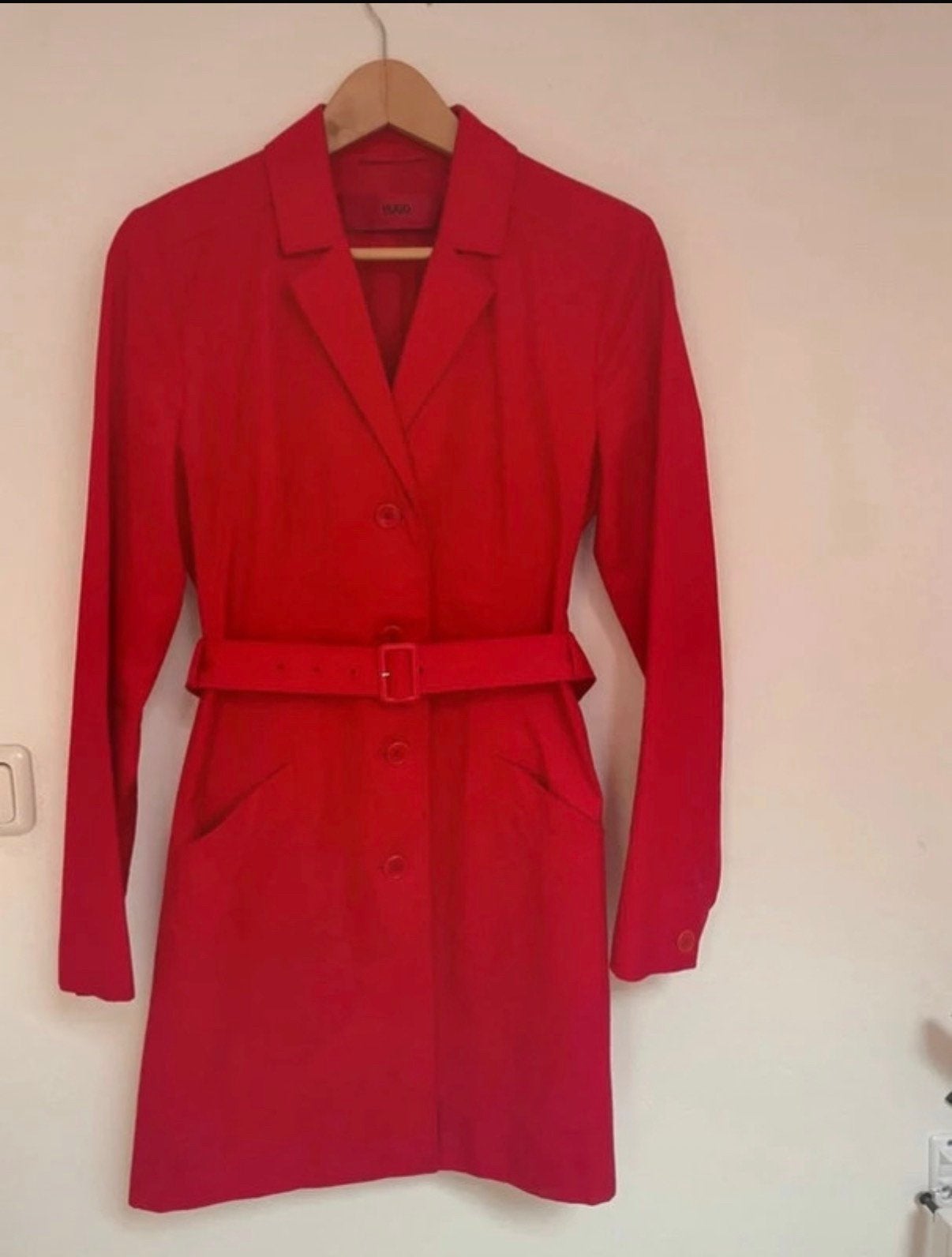 Hugo Boss trench NIEUW!, Ophalen of Verzenden, Nieuw, Maat 36 (S), Rood