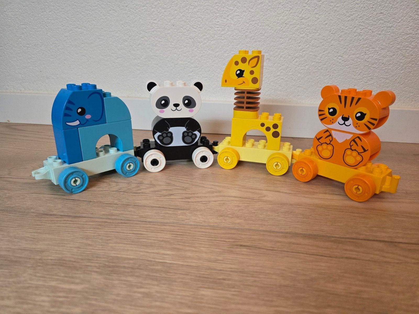 Duplo Dieren Trein 10955 (Olifant, Panda, Giraffe, Tijger), Ophalen of Verzenden, Gebruikt, Complete set, Duplo
