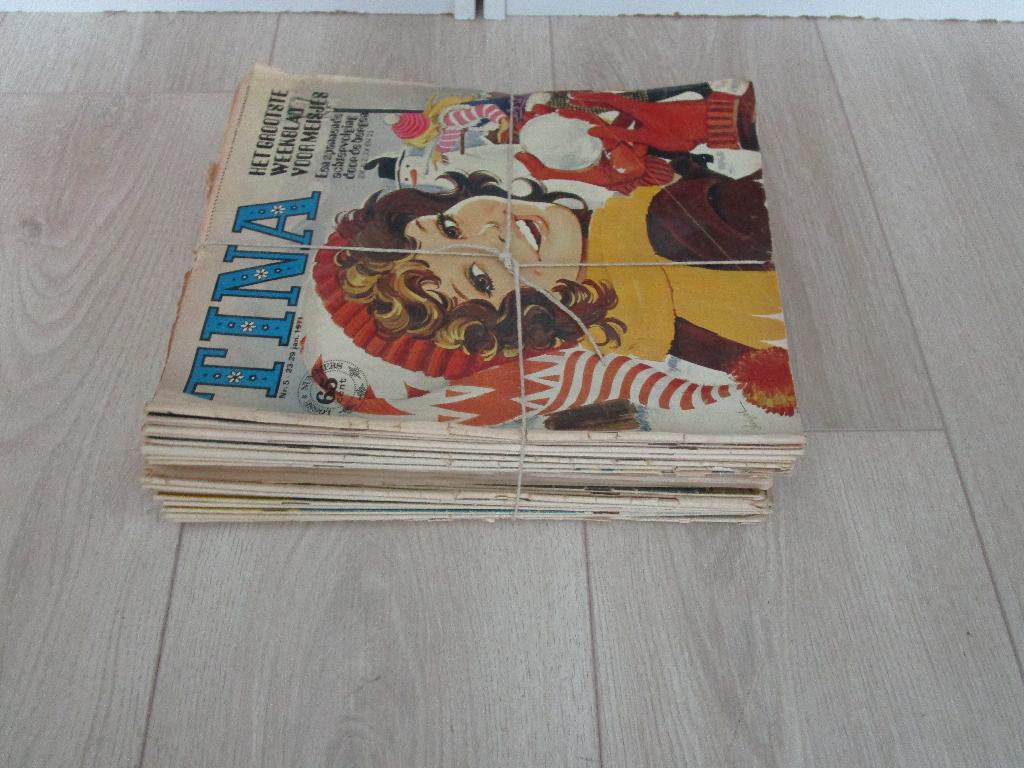 Tina jaargangen 1968-1979, Boeken, Gelezen, Verzenden, Tina, Meerdere stripboeken