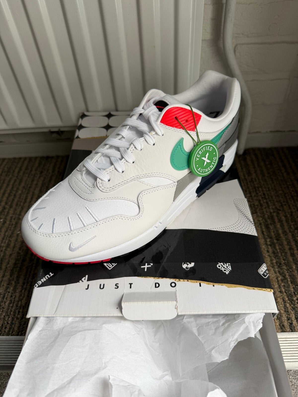 Nike Air Max 1 EOI CW6541 100 - Maat 43, Ophalen of Verzenden, Nieuw, Wit, Sneakers of Gympen
