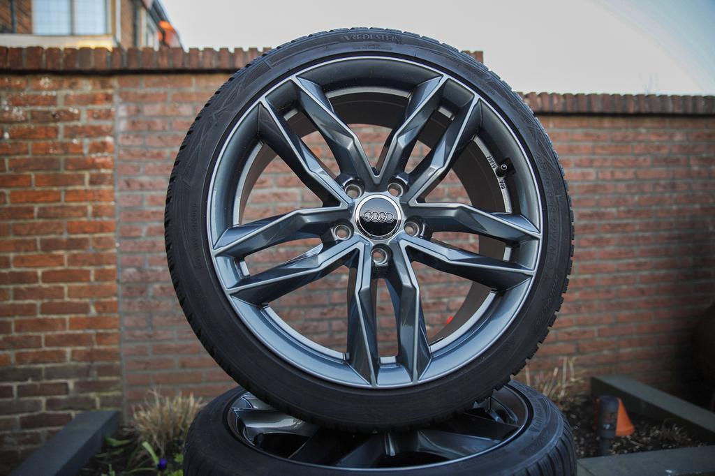 Wielenset Audi A3, Ophalen, 18 inch, Banden en Velgen, Nieuw