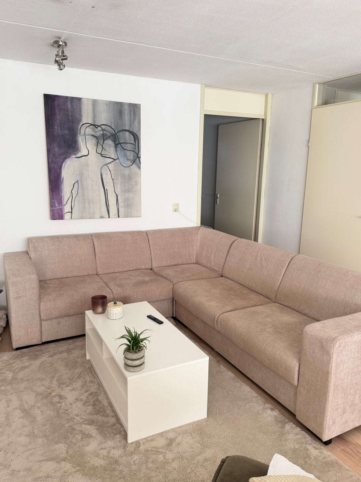 Beige hoekbank Meubella, Huis en Inrichting, Ophalen, Zo goed als nieuw