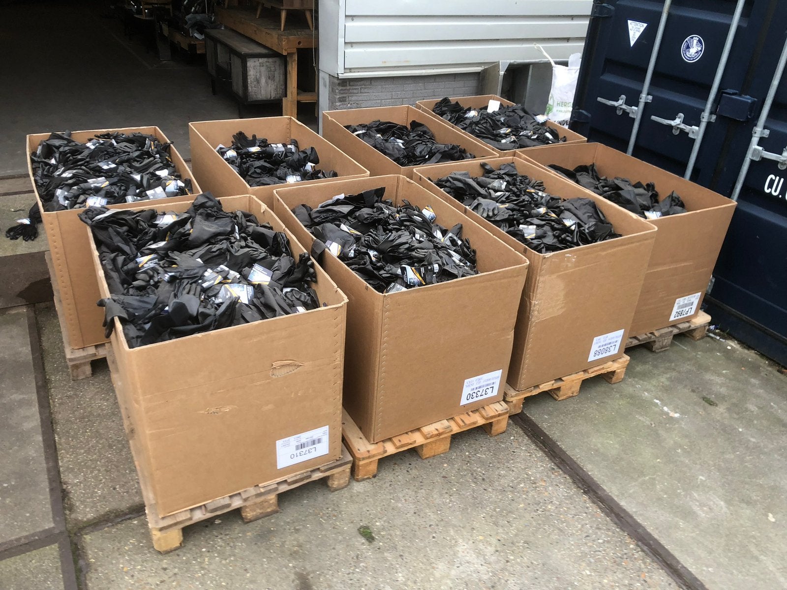 Grote partij werk handschoenen - 8 pallets vol, Diversen, Ophalen