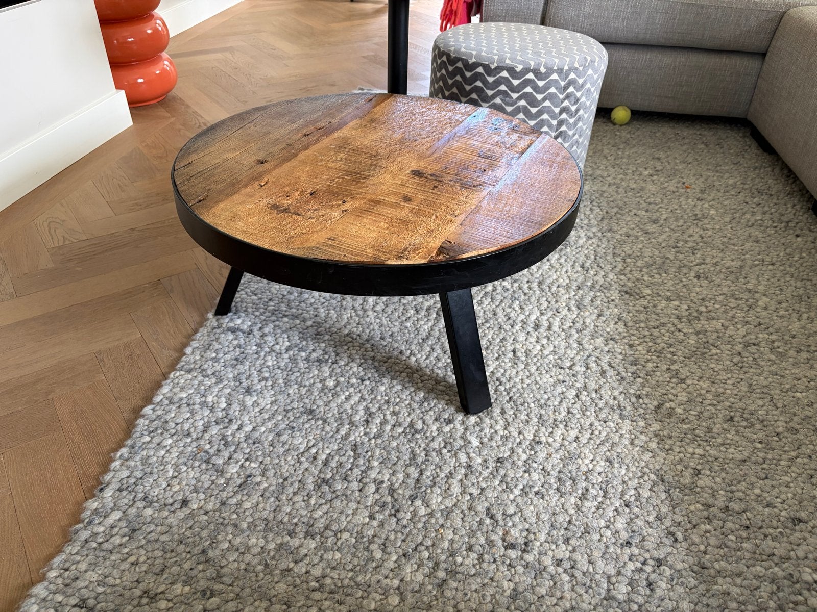 Ronde tafel hoog en salontafel houten blad en metalen onder, Huis en Inrichting, Tafels | Salontafels, Ophalen, Gebruikt, Rond