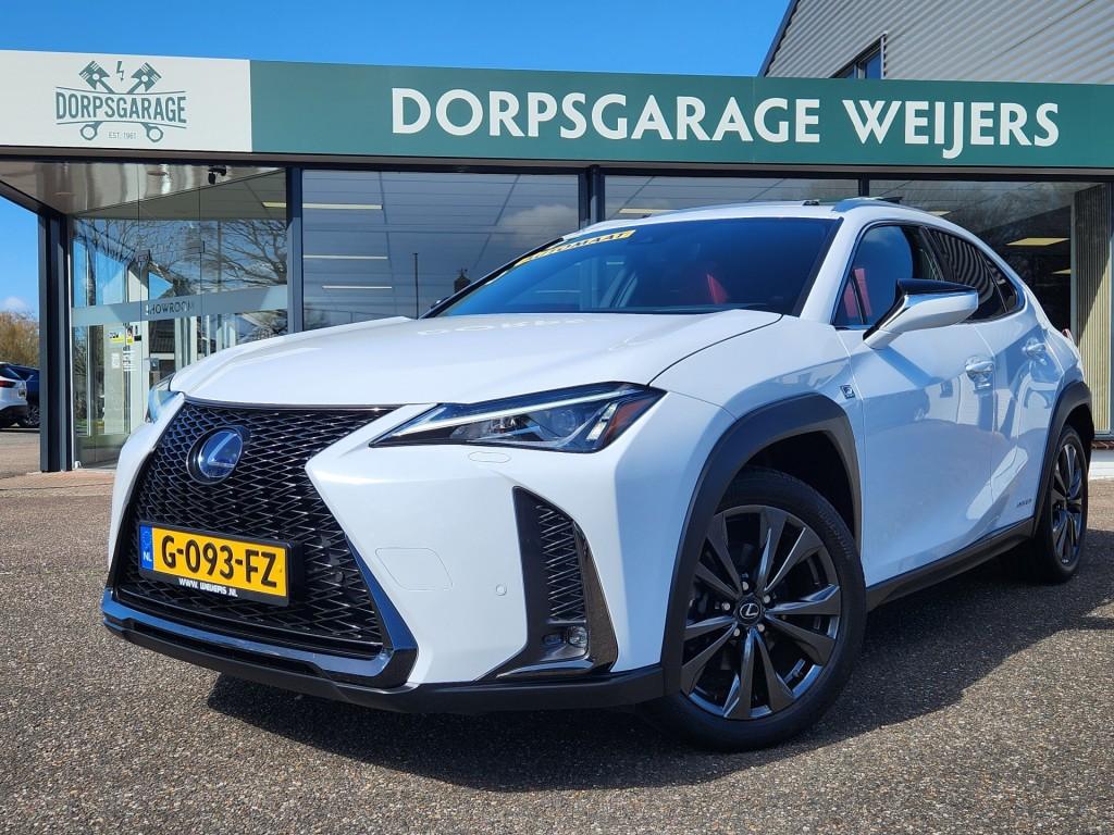 Lexus UX 250H F Sport, Schuifdak, Sportstoelen, Android/Appl, Auto's, Lexus, Gebruikt, 4 cilinders, Met garantie (alle), USB