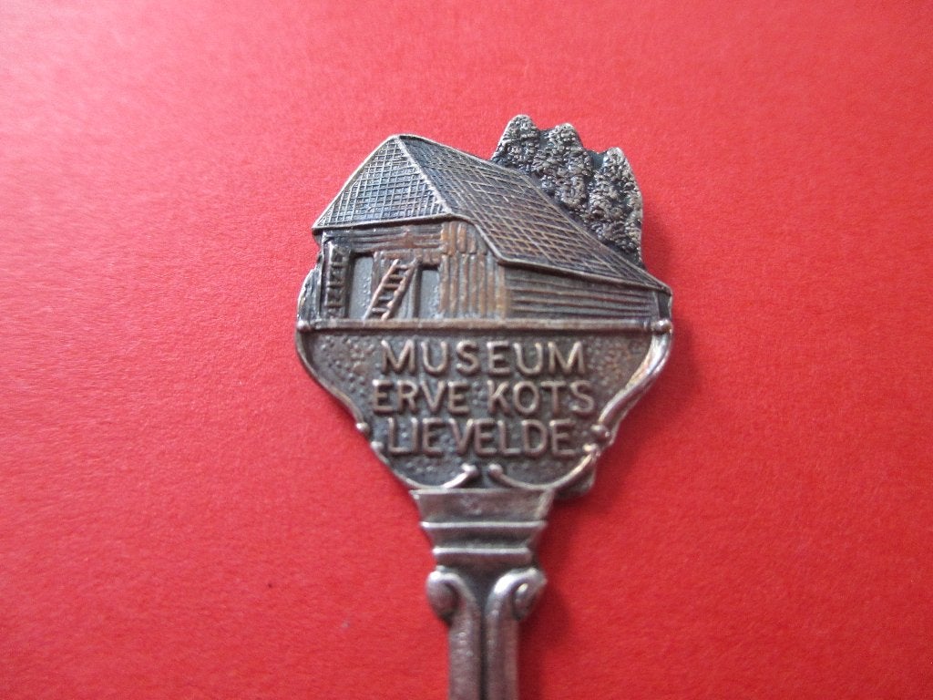 Lepeltje Museum Erve Kots , Lievelde, Verzenden, Zo goed als nieuw