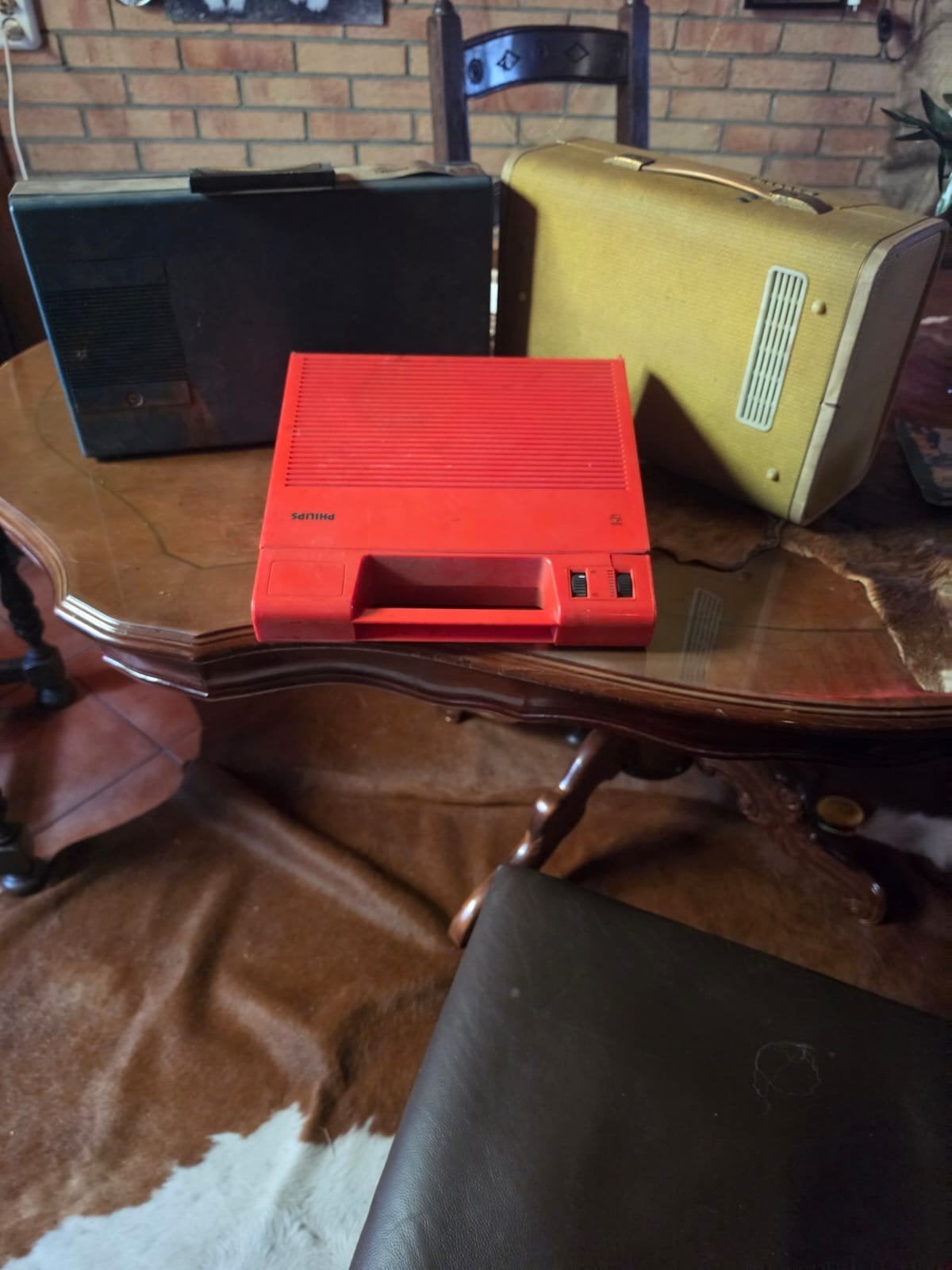 Vintage Philips Cassetterecorder en andere apparaten, Ophalen