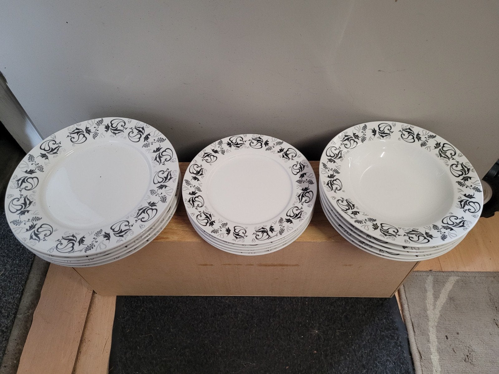 Servies borden, Huis en Inrichting, Ophalen