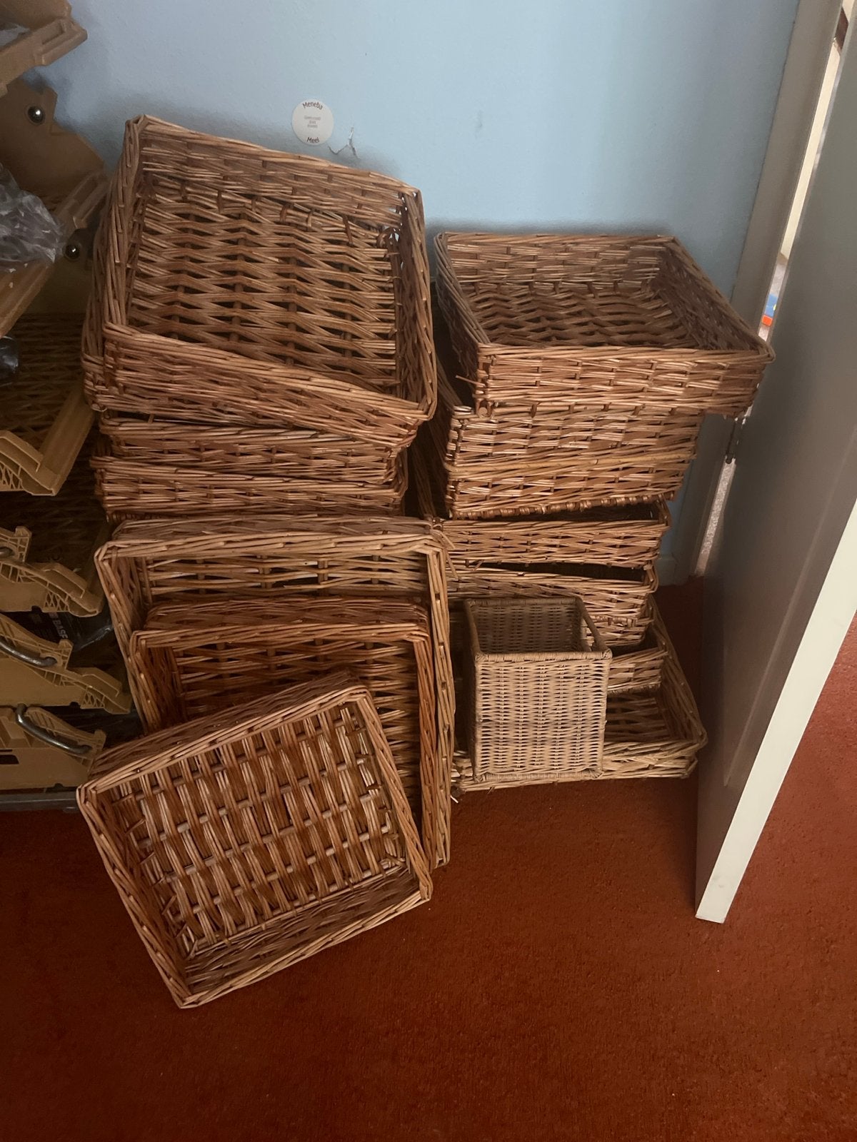 Diverse rieten manden - perfect voor opslag en decoratie, Gebruikt, Gevlochten, Mand, Ophalen of Verzenden