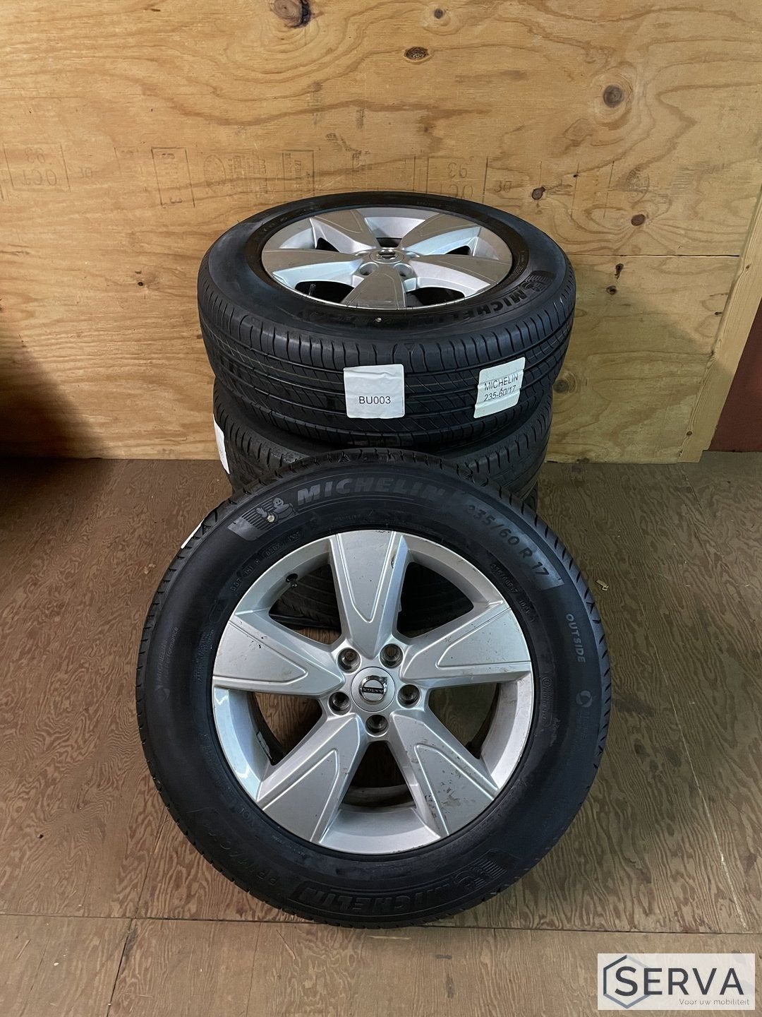 Volvo XC40 5-Spoke Silver wielen met Michelin zomerbanden, Ophalen, Gebruikt, -, -