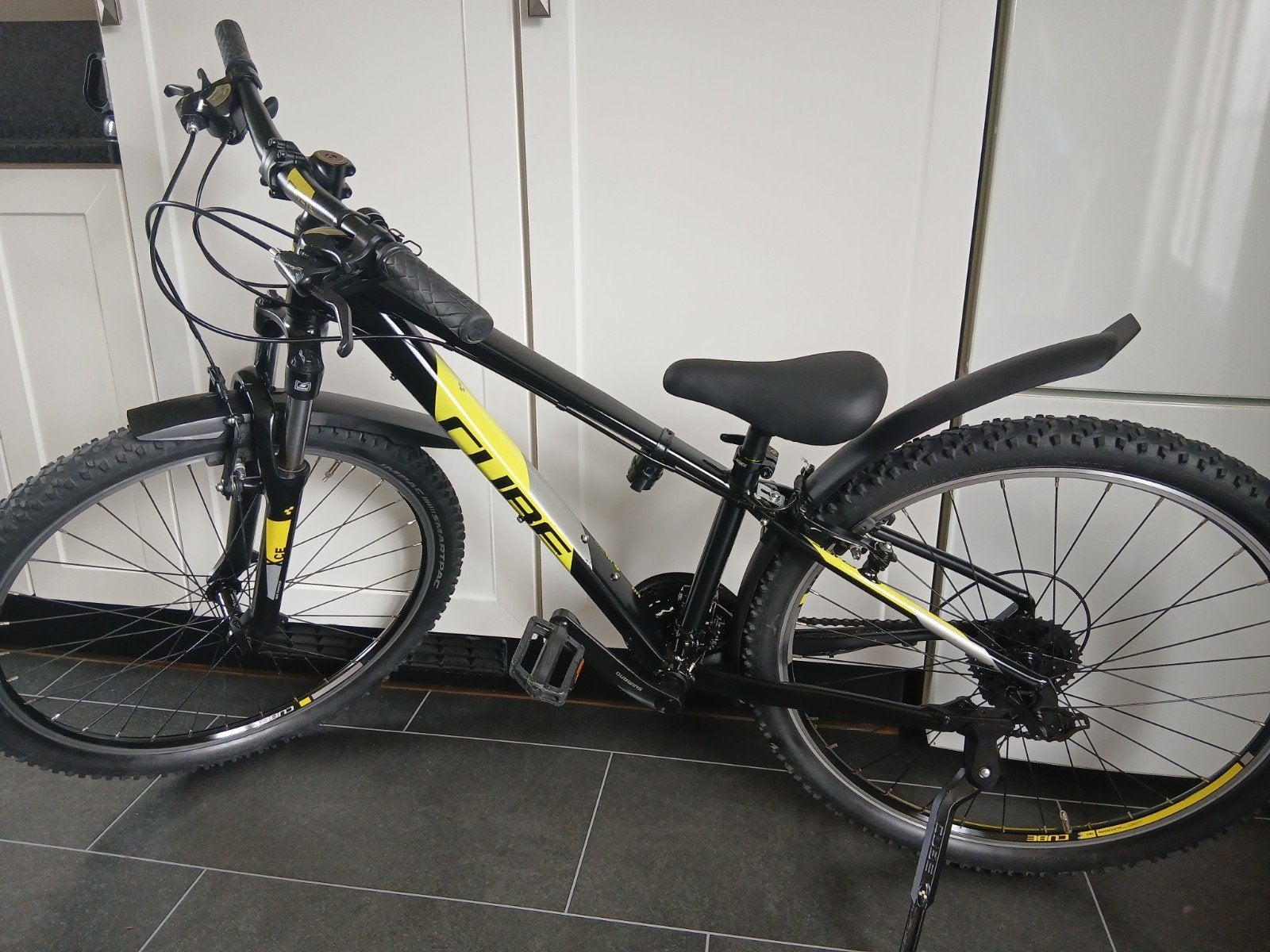 Z.G.A.N cube jongensfiets mountainbike 26 inch, Fietsen en Brommers, Fietsen | Jongens, Ophalen, Zo goed als nieuw, 26 inch of meer