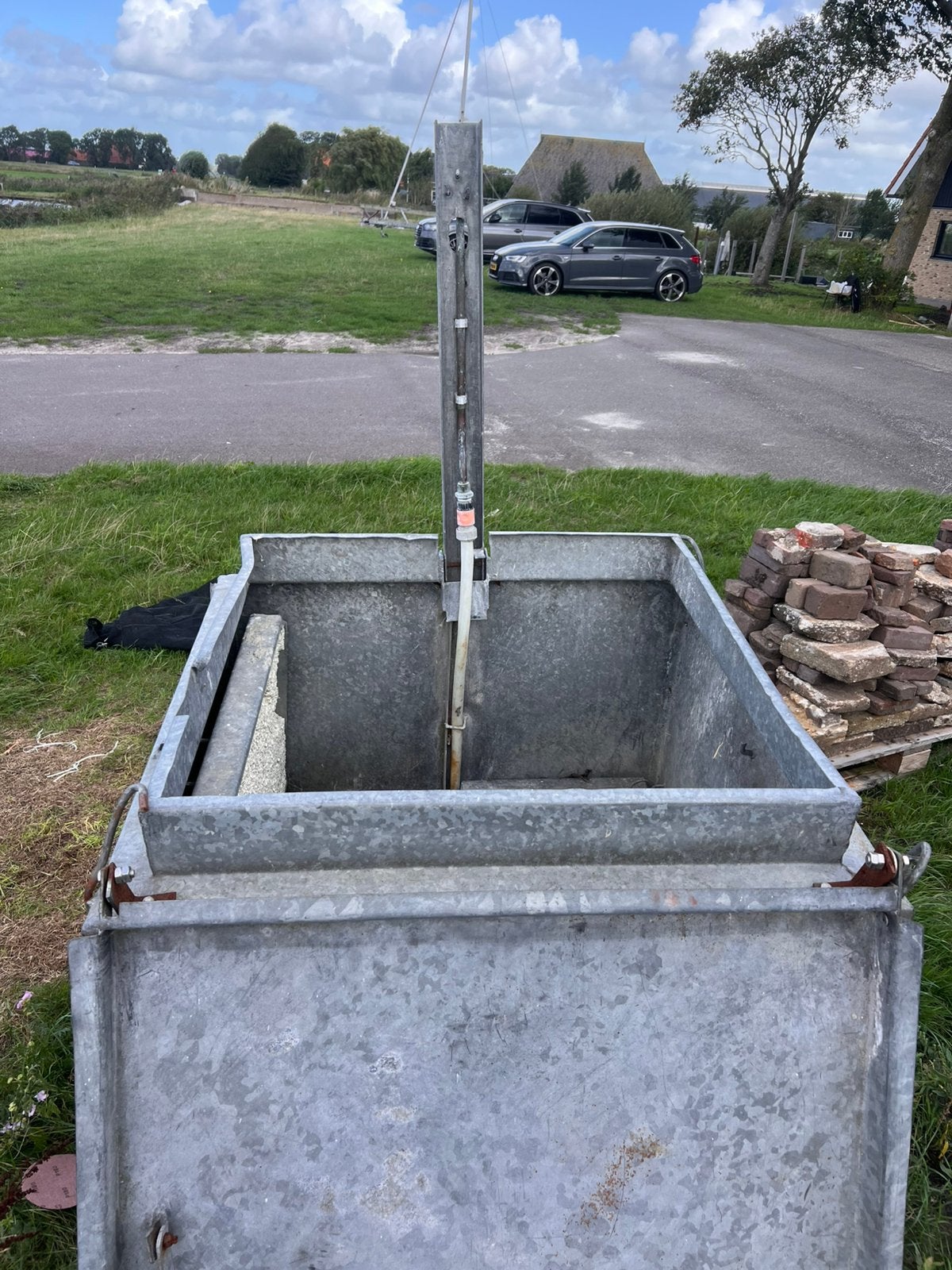 Bouwaansluiting waterput met kraan, Ophalen, Gebruikt