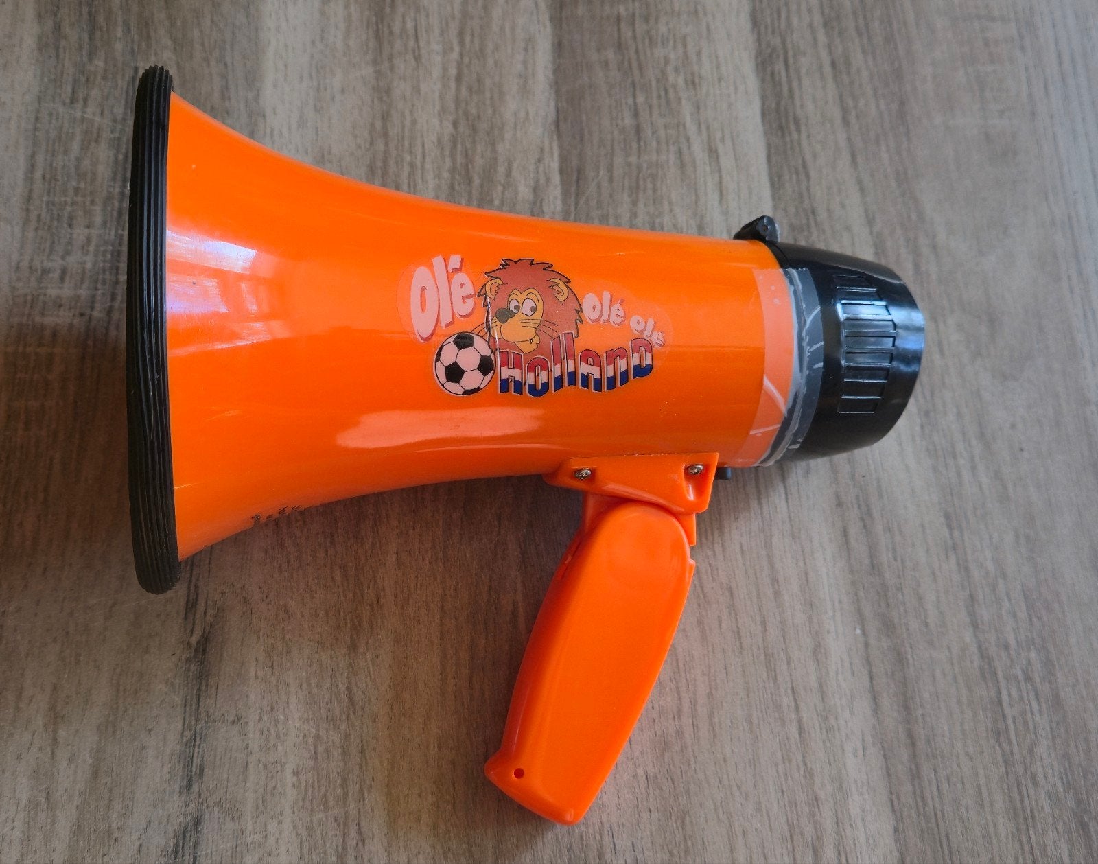 Alecto oranje megafoon oranje accessoires - EK accessoires, Ophalen of Verzenden, Gebruikt, Overige typen, Met geluid